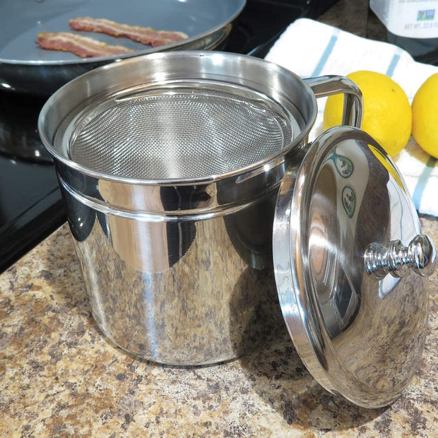 5-Cup Oil Strainer/ Grease Container with Easy-Grip Handle